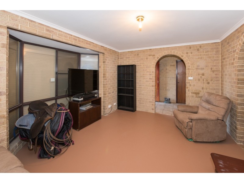 15 Stokes Court, Spalding WA 6530