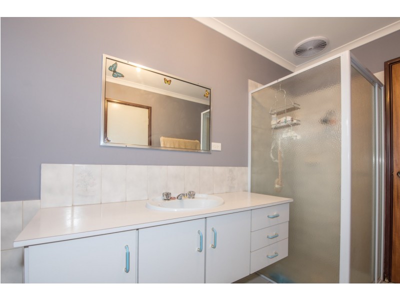 15 Stokes Court, Spalding WA 6530