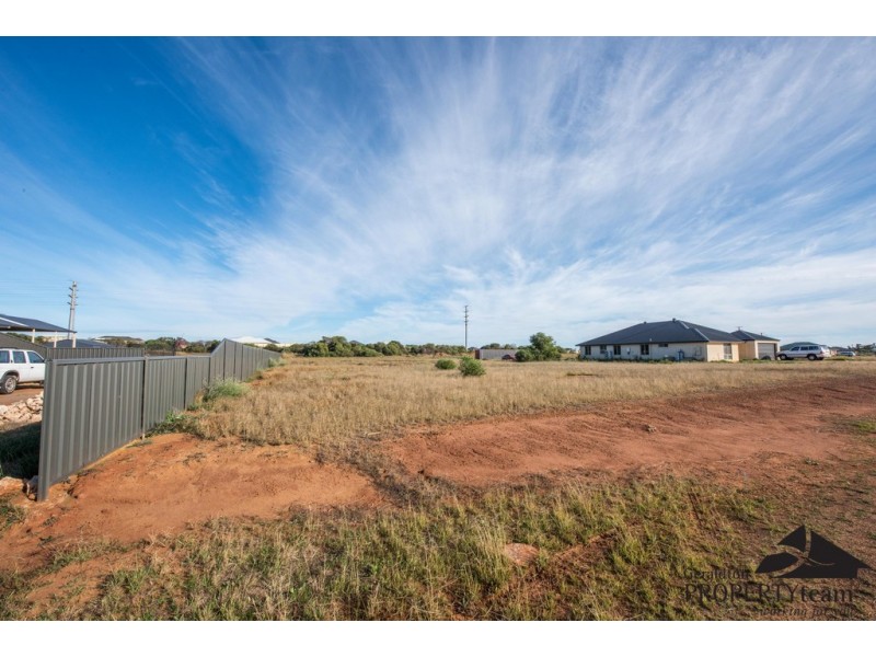 17 Rohnan Road, Utakarra WA 6530