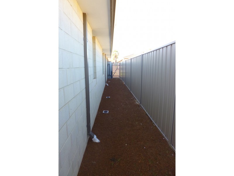 2/78 Eastern Road, Geraldton WA 6530