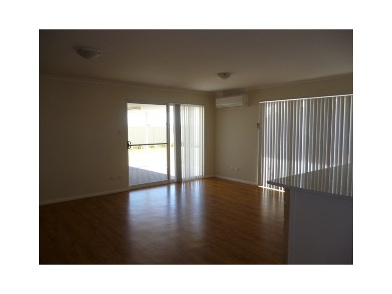 6 Invincible Rise, Wandina WA 6530