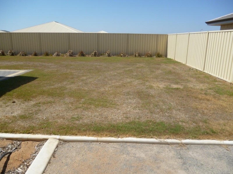 6 Invincible Rise, Wandina WA 6530