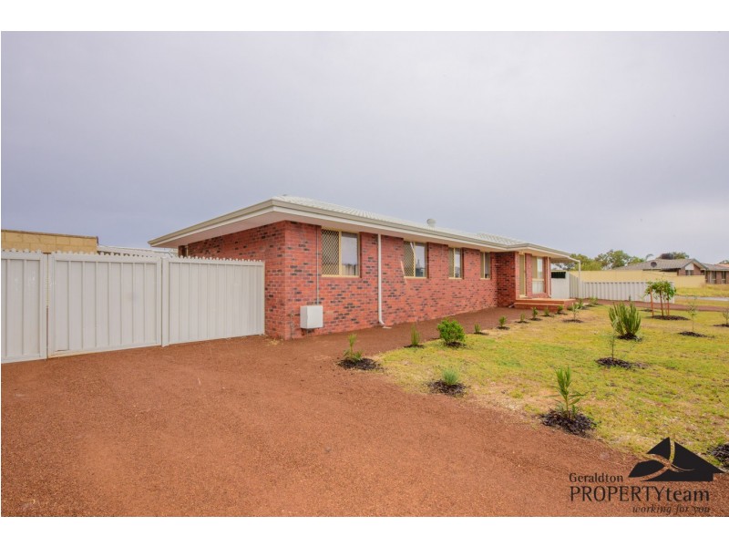 30 Solomon Circle, Karloo WA 6530
