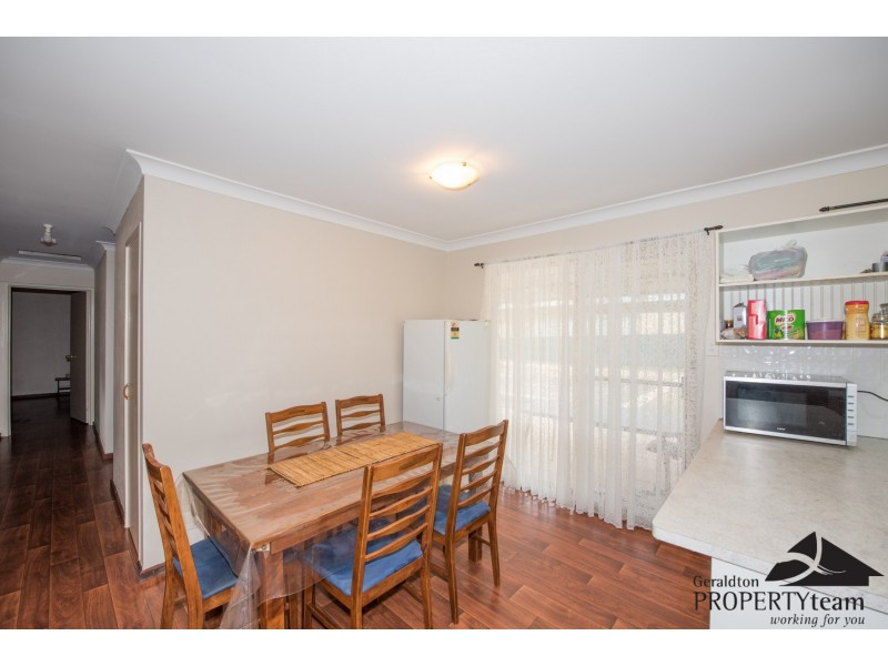 30 Solomon Circle, Karloo WA 6530