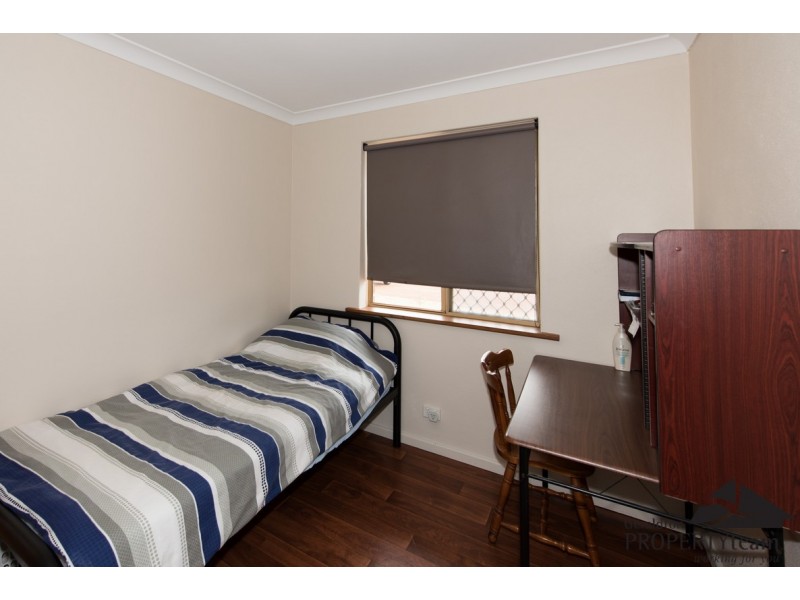 30 Solomon Circle, Karloo WA 6530