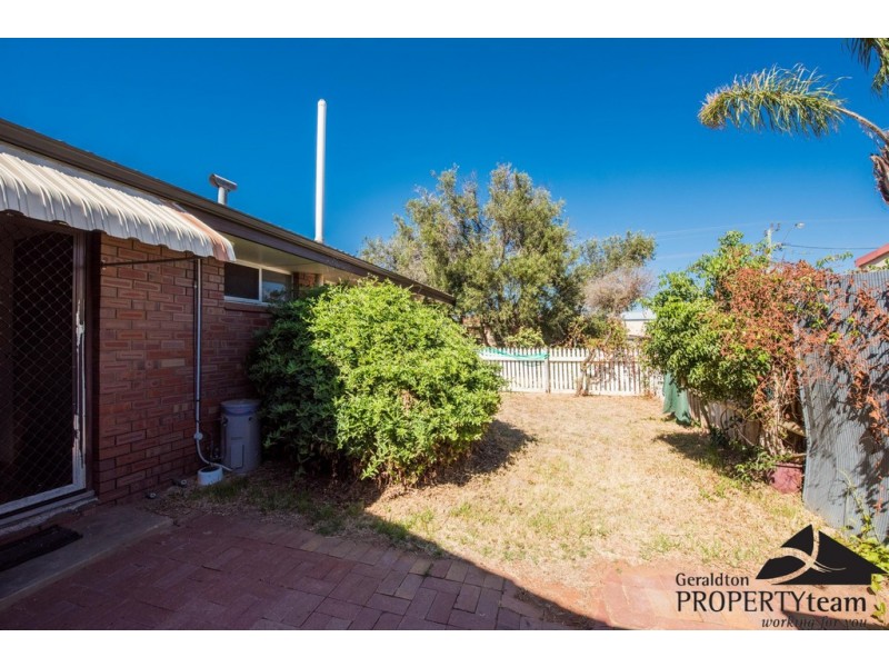 279A Fifth Street, Wonthella WA 6530