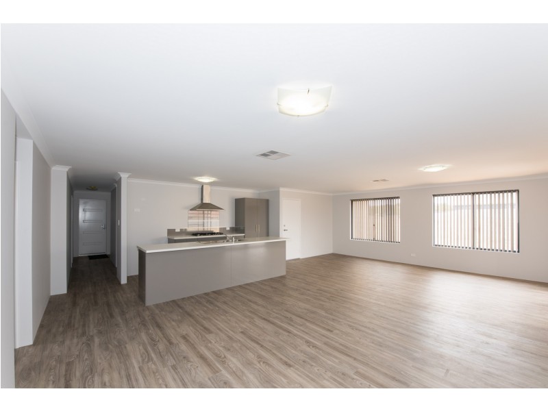 15 Andrew Lane, Waggrakine WA 6530