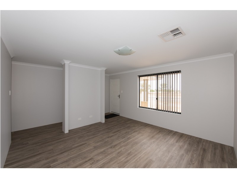 15 Andrew Lane, Waggrakine WA 6530