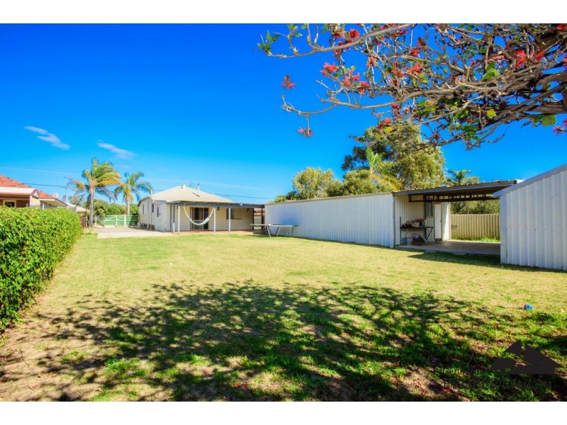 219 Fifth Street, Wonthella WA 6530