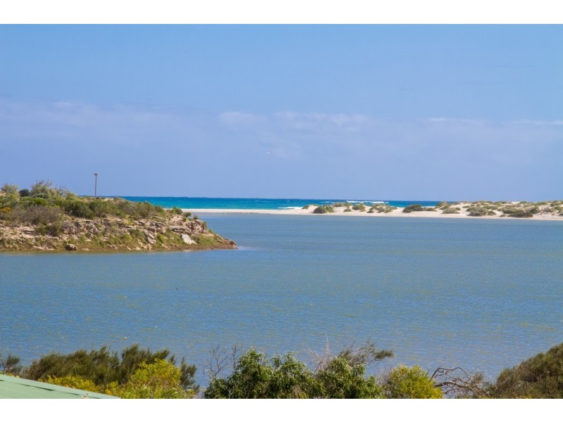 22 Thames Drive, Cape Burney WA 6532