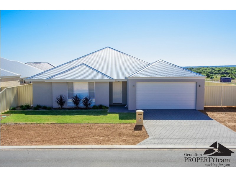 10 Herbert Street, Wandina WA 6530