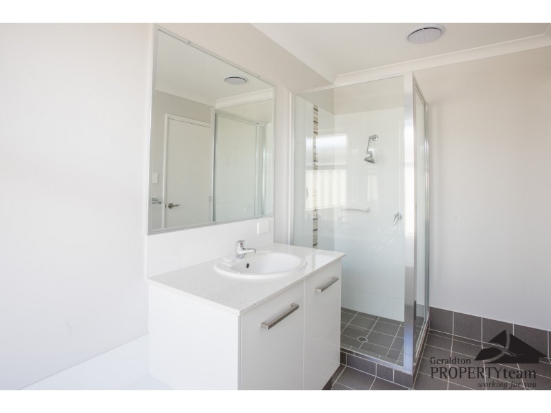 10 Herbert Street, Wandina WA 6530