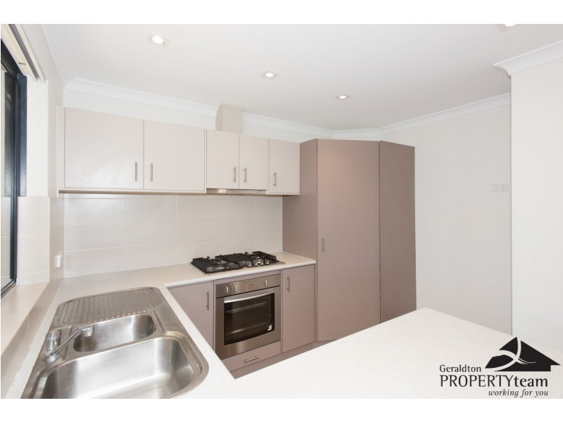 14/4 McDermott Avenue, Wandina WA 6530