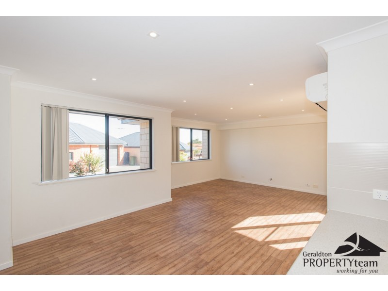 14/4 McDermott Avenue, Wandina WA 6530