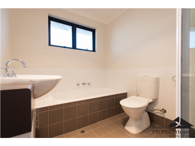 14/4 McDermott Avenue, Wandina WA 6530