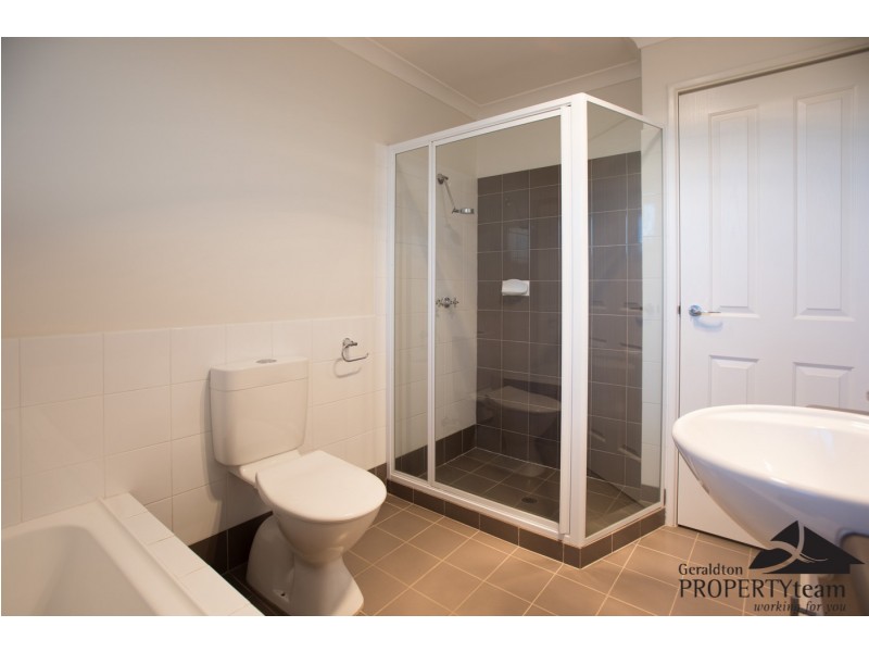 14/4 McDermott Avenue, Wandina WA 6530