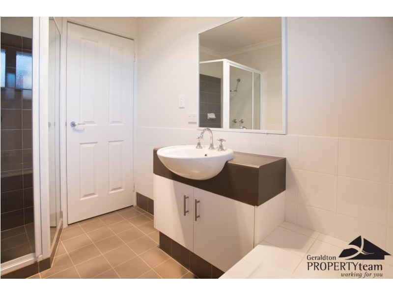 14/4 McDermott Avenue, Wandina WA 6530