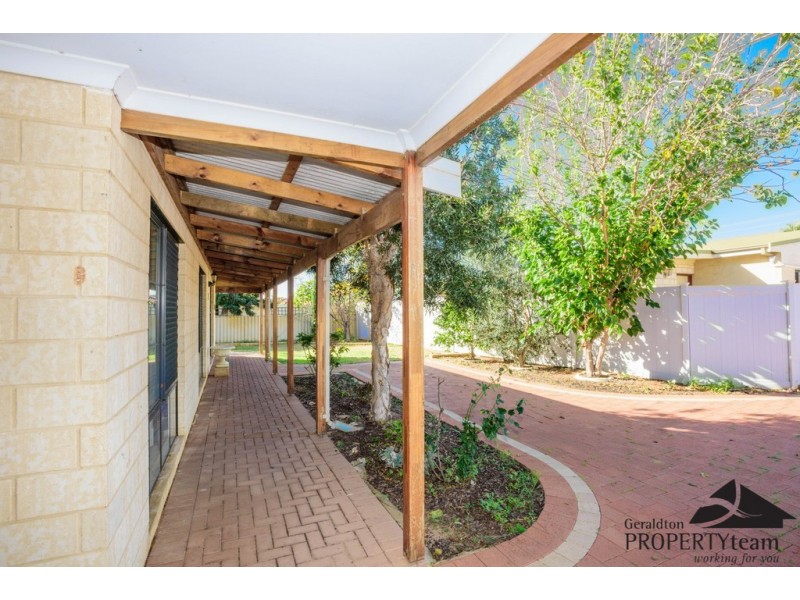 2D/1 Hardman Road, Rangeway WA 6530