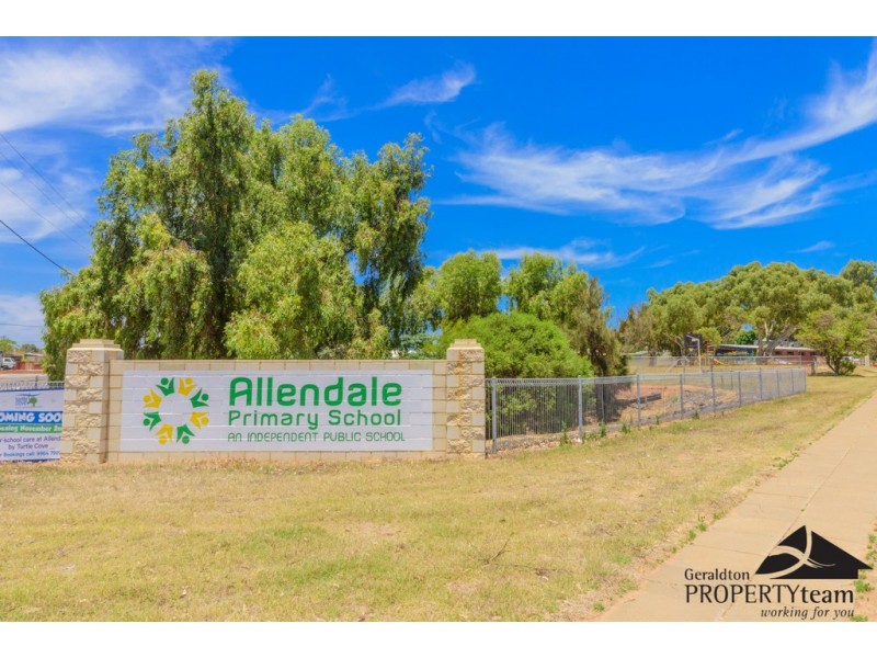 9 Reilly Road, Wonthella WA 6530