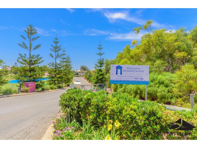 9 Reilly Road, Wonthella WA 6530