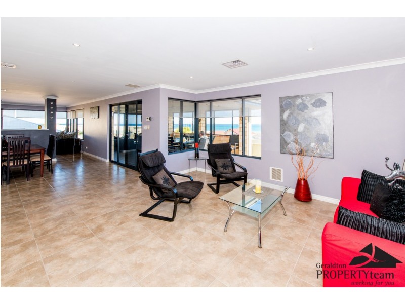 6 Basile Court, Wandina WA 6530