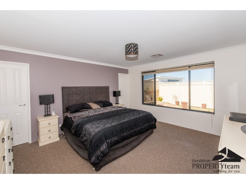 6 Basile Court, Wandina WA 6530