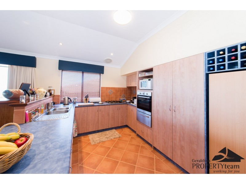 14 Pelican Rise, Wandina WA 6530
