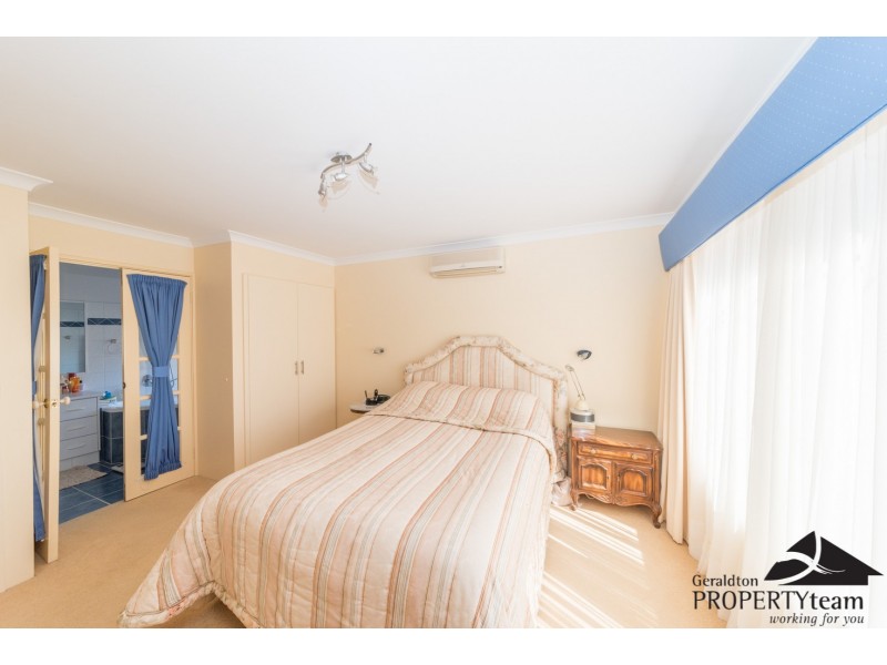 14 Pelican Rise, Wandina WA 6530