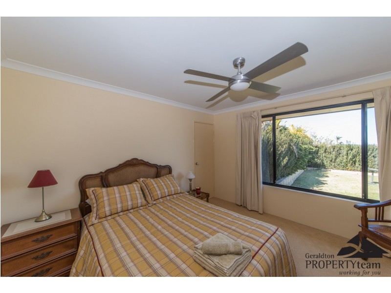 14 Pelican Rise, Wandina WA 6530