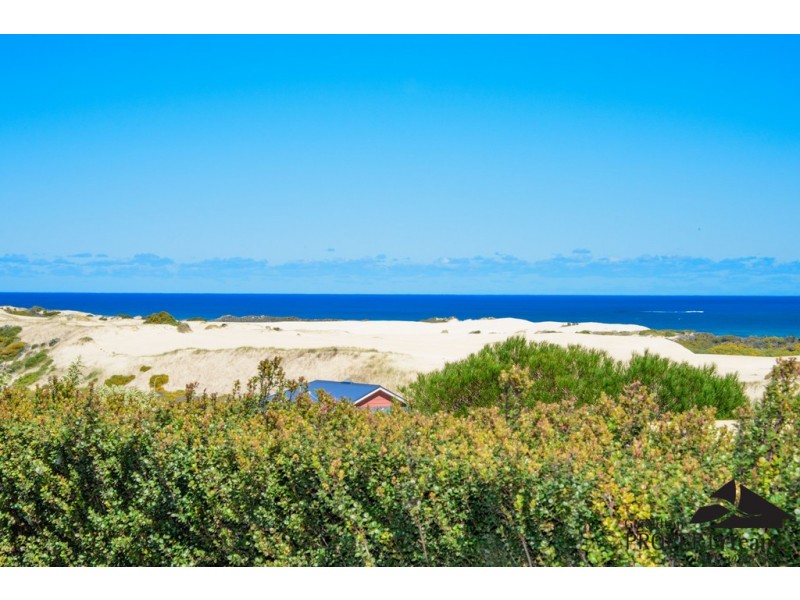 14 Pelican Rise, Wandina WA 6530