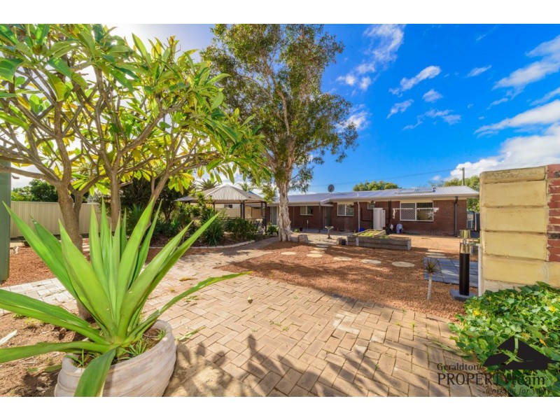 95 Railway Street, Bluff Point WA 6530