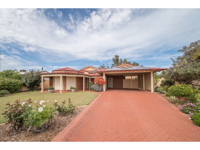 25 Church Street, Dongara WA 6525