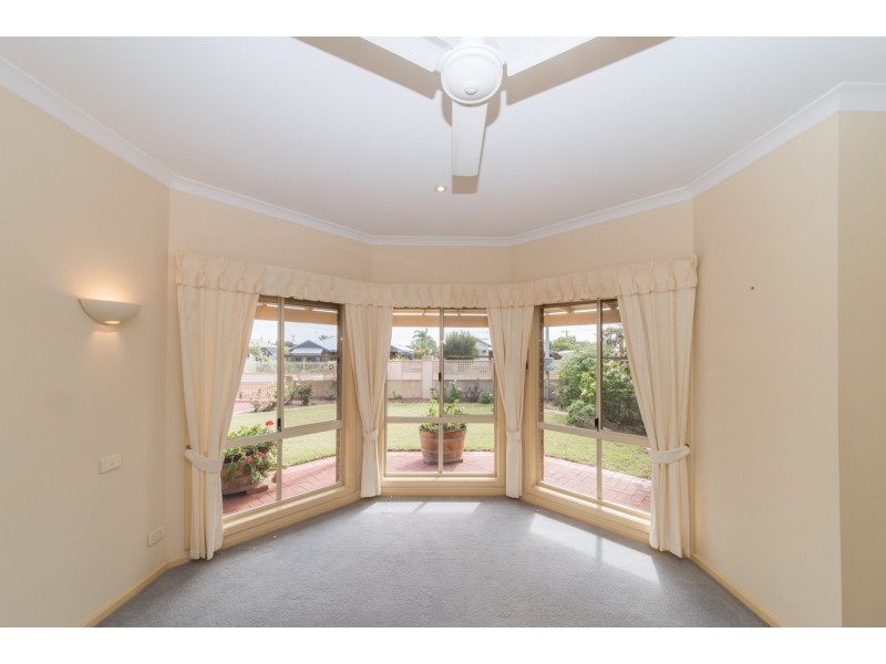 25 Church Street, Dongara WA 6525