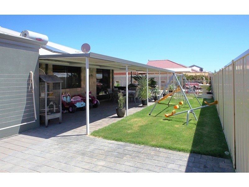 1 Ocean Queen Drive, Wandina WA 6530