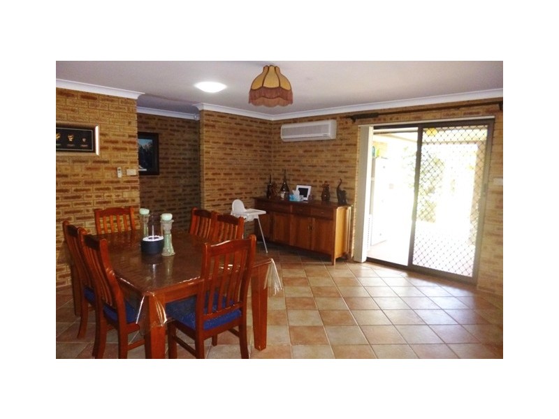17 Robinson Street, Spalding WA 6530