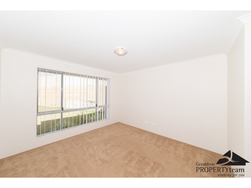 3 Wildwave Bend, Wandina WA 6530