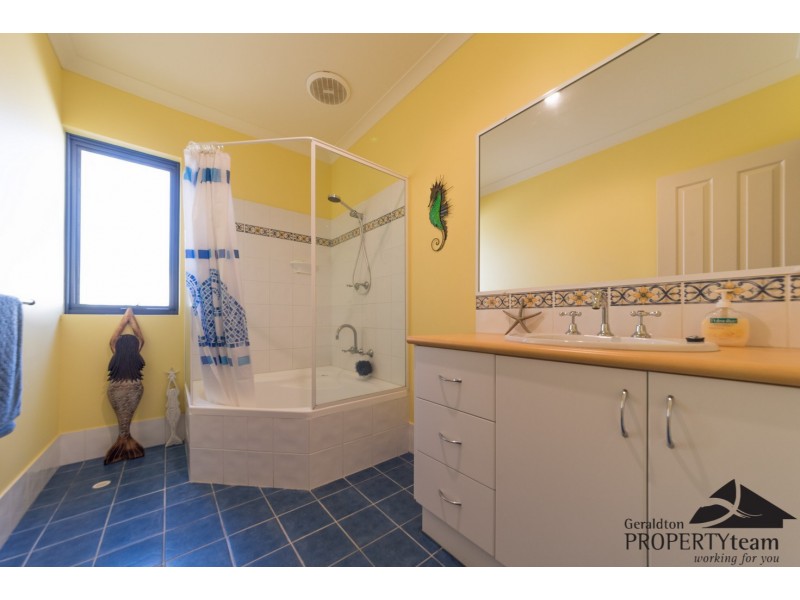 960 Chapman Road, Glenfield WA 6532