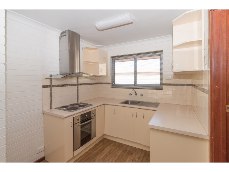 3/234 Place Road, Wonthella WA 6530