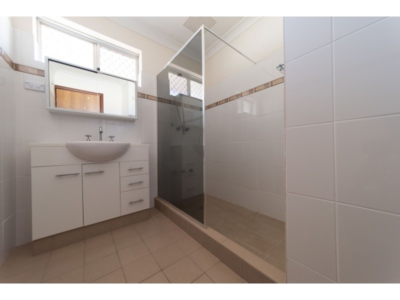 3/234 Place Road, Wonthella WA 6530