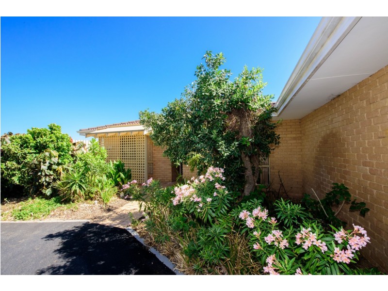 11B Wilton Close, Mount Tarcoola WA 6530