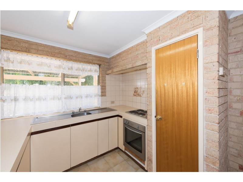 11B Wilton Close, Mount Tarcoola WA 6530