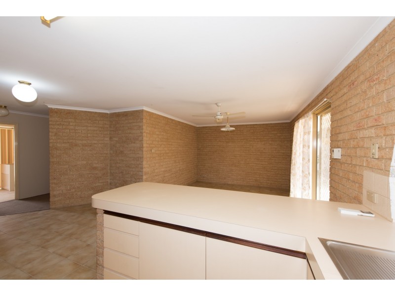 11B Wilton Close, Mount Tarcoola WA 6530