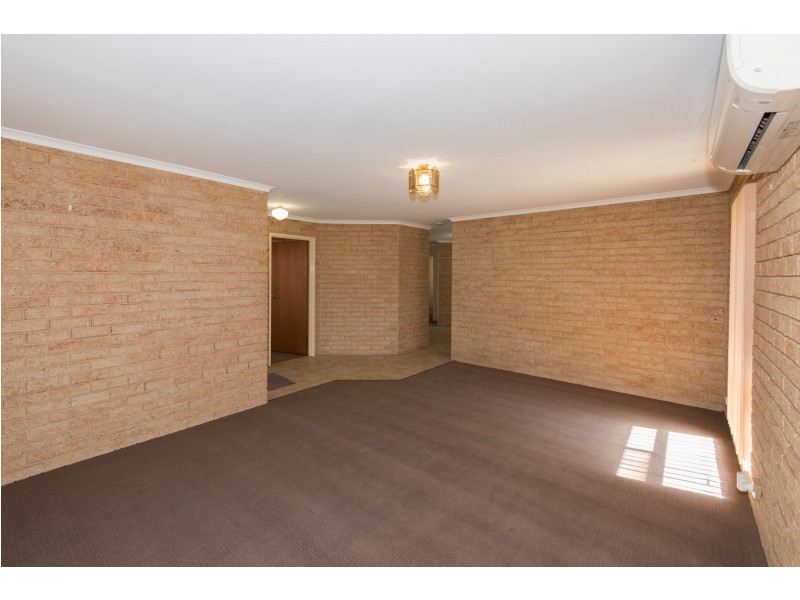 11B Wilton Close, Mount Tarcoola WA 6530