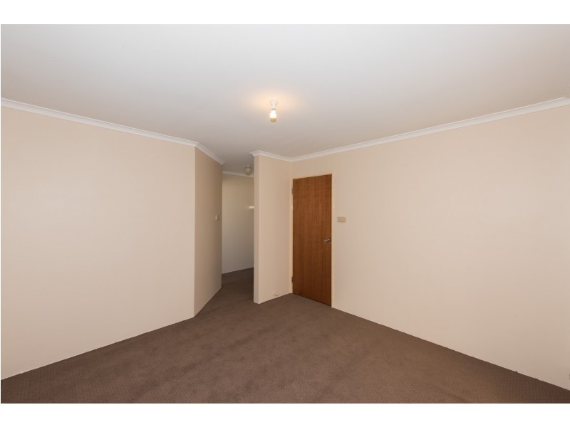 11B Wilton Close, Mount Tarcoola WA 6530