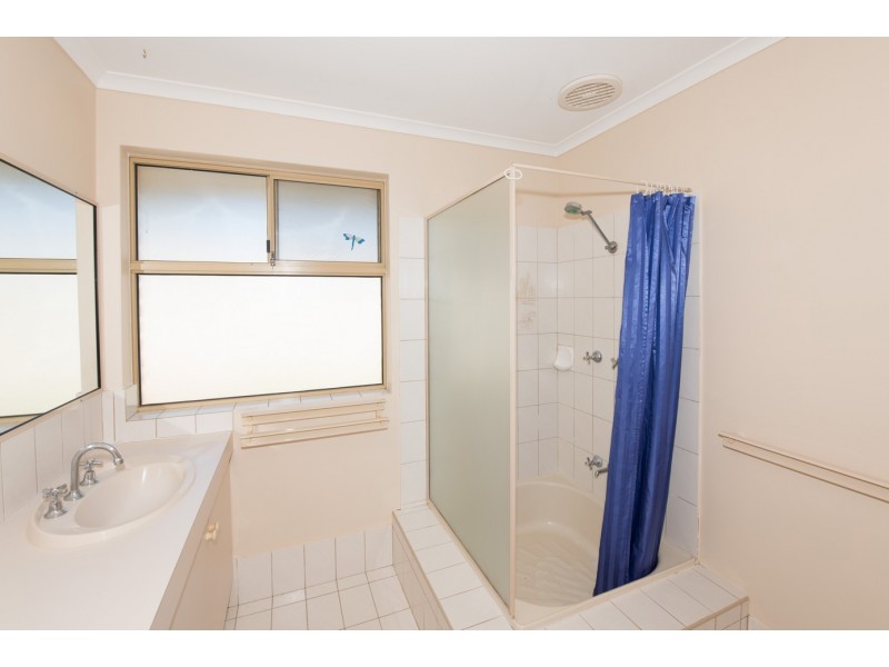 11B Wilton Close, Mount Tarcoola WA 6530