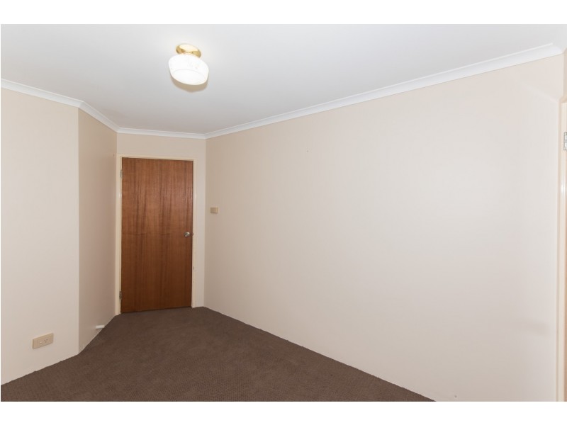 11B Wilton Close, Mount Tarcoola WA 6530