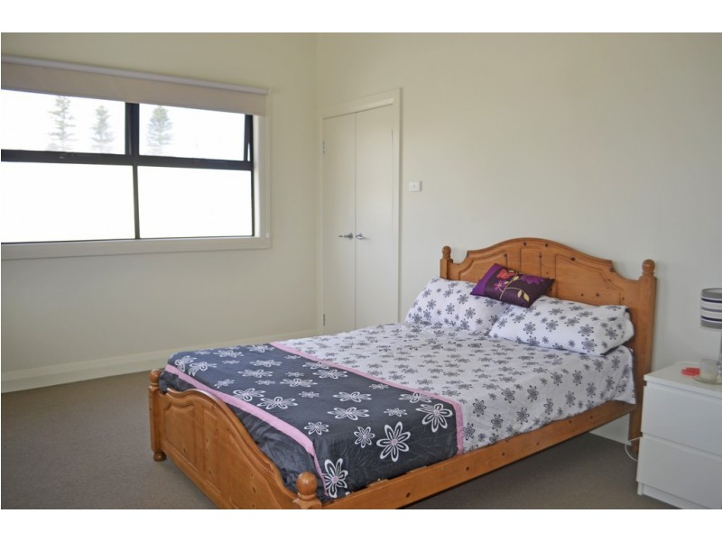 14 Pollard Street, Geraldton WA 6530