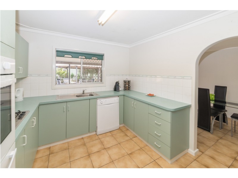 95 Railway Street, Bluff Point WA 6530