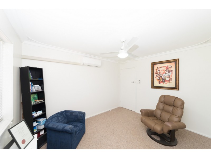 95 Railway Street, Bluff Point WA 6530