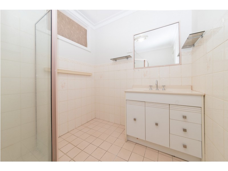 95 Railway Street, Bluff Point WA 6530